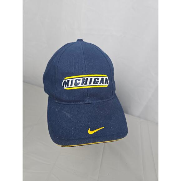 Vintage Nike Michigan Wolverines Snapback Hat 90's - Picture 9 of 12